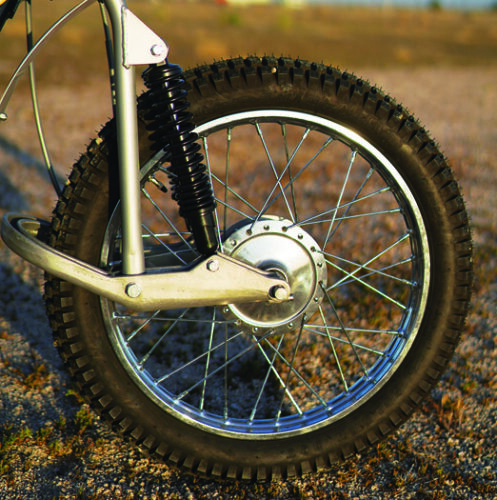 1970-yamaha-ht1-front-wheel